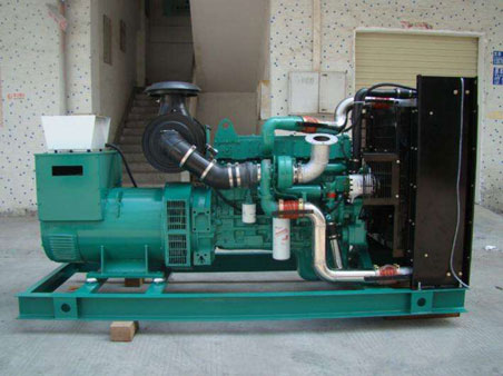 桥头镇1100kw康明斯柴油发电机组图片 桥头镇1100kw康明斯柴油发电机组图片