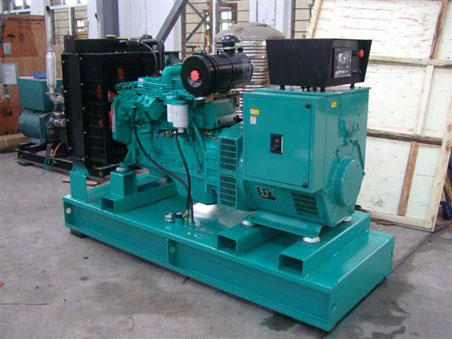 桥头镇200kw康明斯柴油发电机组图片 桥头镇200kw康明斯柴油发电机组图片